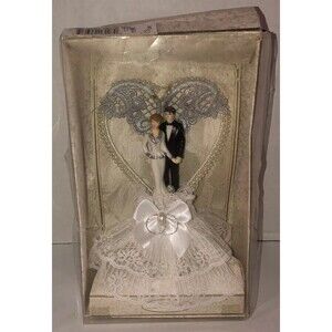 Vintage LILLIAN ROSE White Cake Topper Pearls Bride Groom Couple 25th Heart NEW